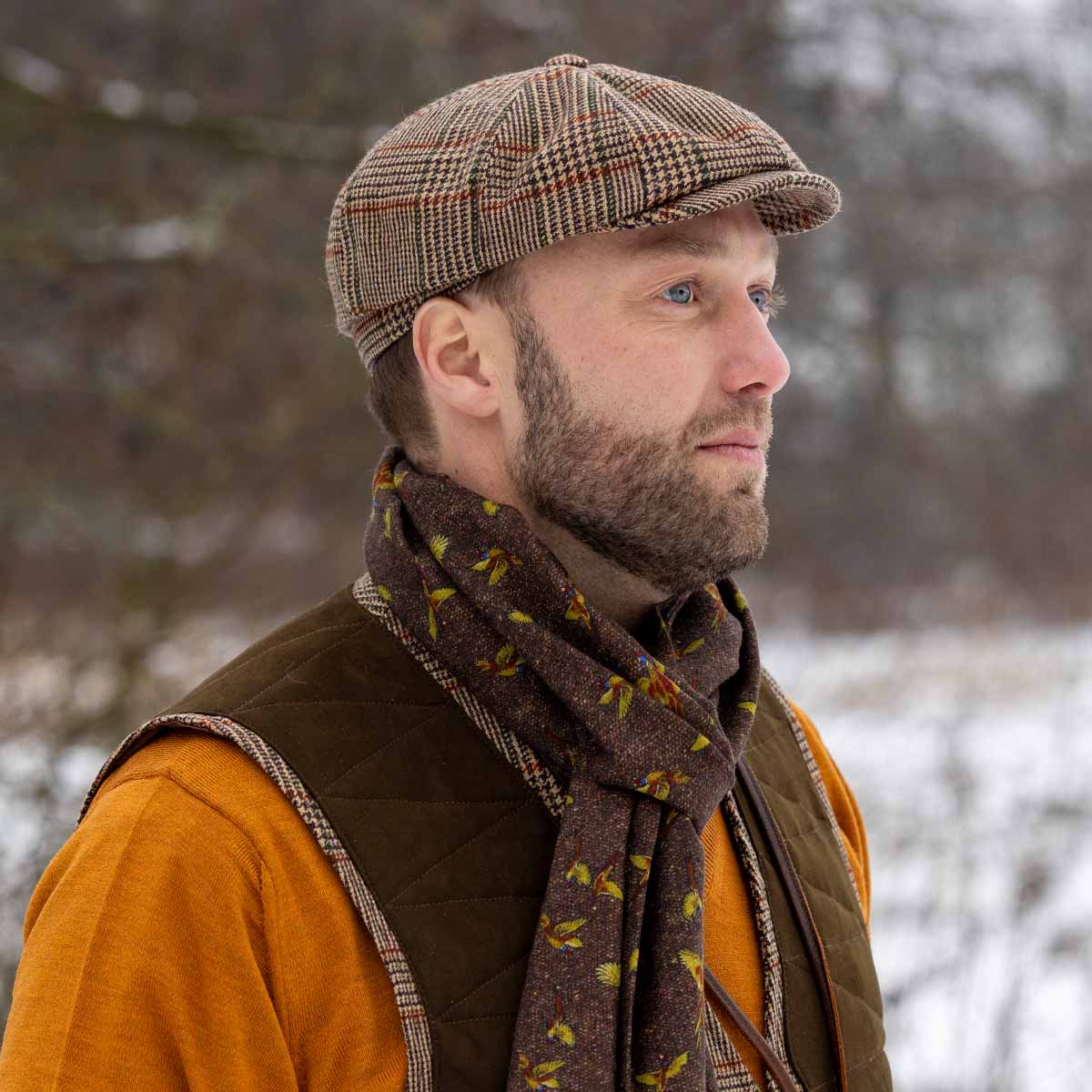 Laksen Cavendish - sixpensari ullartweed, bakerboy